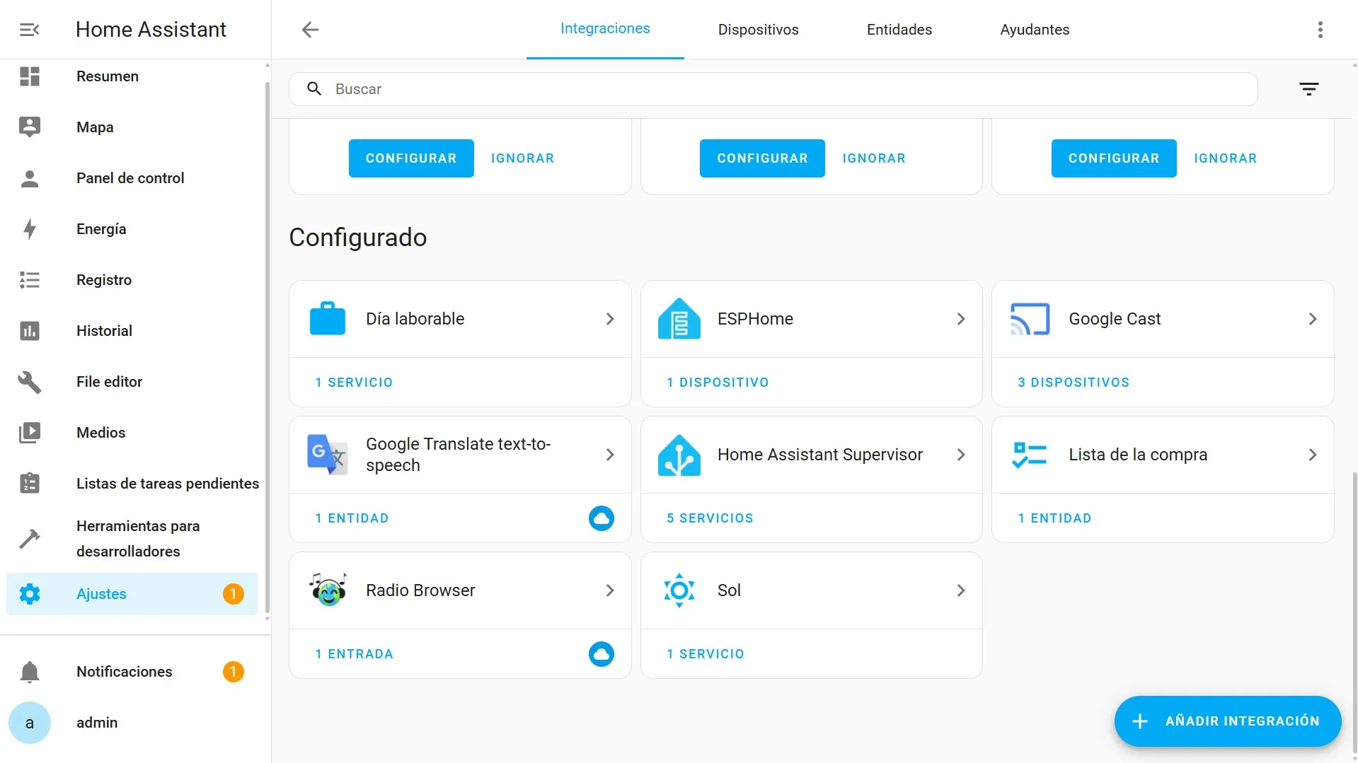 Ajustes - Dispositivos y Servicios - Integraciones